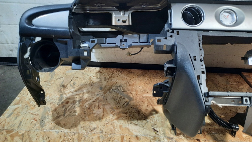 фото №10, Панель приладів приладова консоль mitsubishi outlander i 03-06r