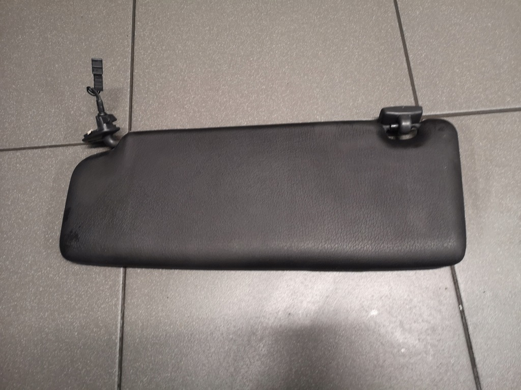 фото №6, Козырёк правый крючок чёрный audi a4 b6 cabrio