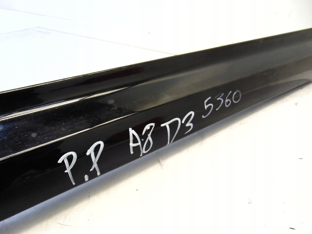 фото №11, Молдинг дверь правый перед audi a8 d3 цвет ly9b