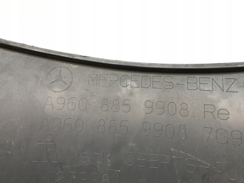 фото №9, Накладка лампы mercedes actros mp4 a9608859908