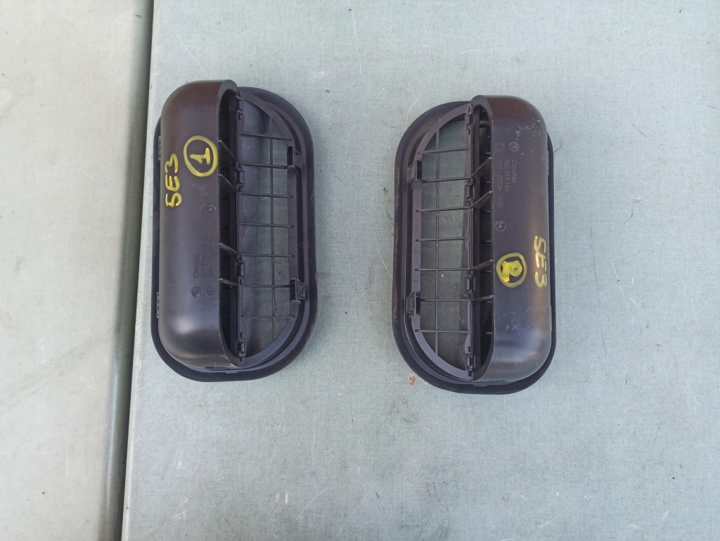 фото №1, Решітка вентиляційна задня skoda octavia 4 6r0819465c