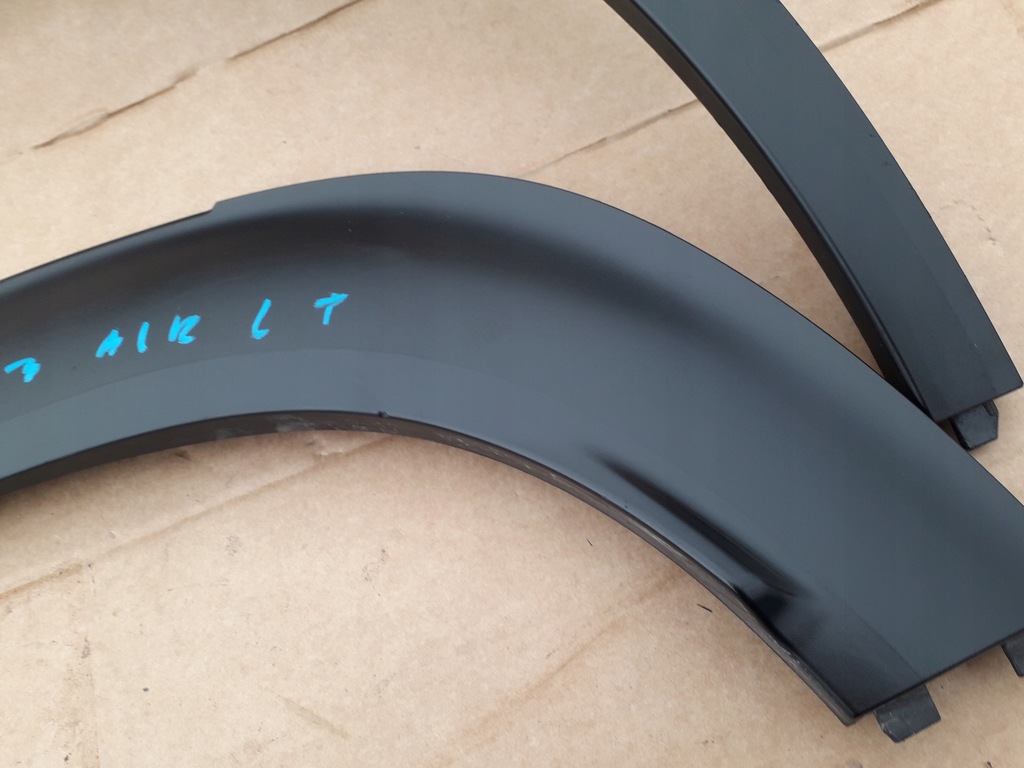 фото №5, Молдинг крыла задняя правая citroen c3 aircross