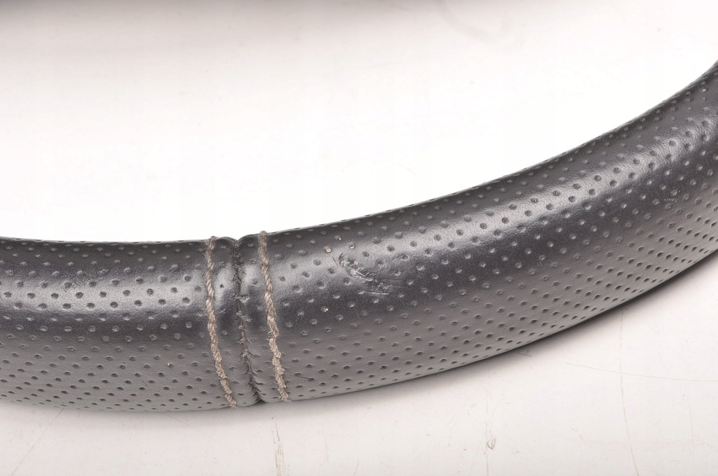 фото №12, Aston martin vantage 4.7 воздуховод кожаный 8d33-3600