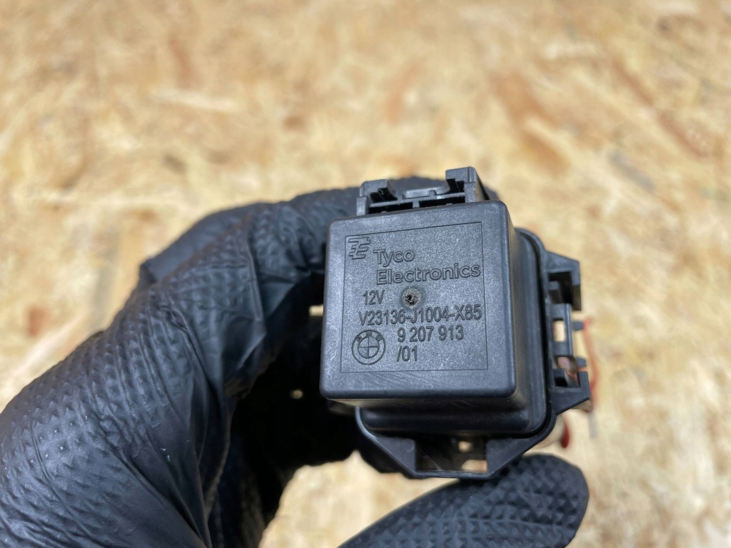 Купить Реле стартер bmw f20 f21 f30 f31 f32 f34 f36 f40 f45 f48 9207913