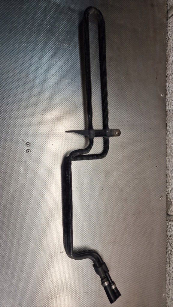 фото №1, Audi a4 b7 3.0 tdi трубка радіатора рідина підсилювача 8e0422885bc