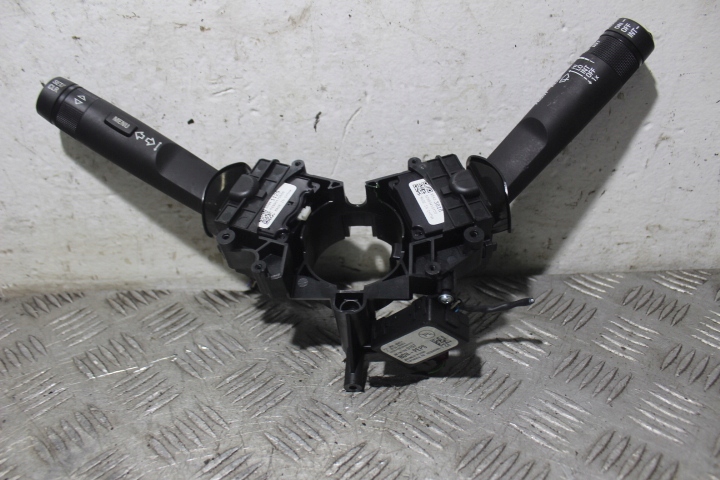 фото №1, Переключатель рычаг поворотник opel оригинальный номер 20941129