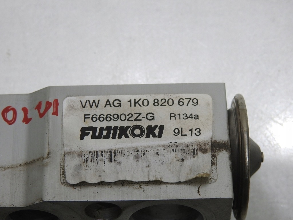 фото №9, Клапан расширительный кондиционера vw golf vi