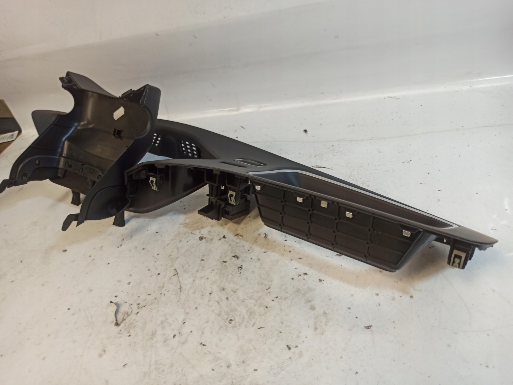 Volvo v40 ii r-design 2014 рамка корпус спідометра дисплея 31393363 Доставка