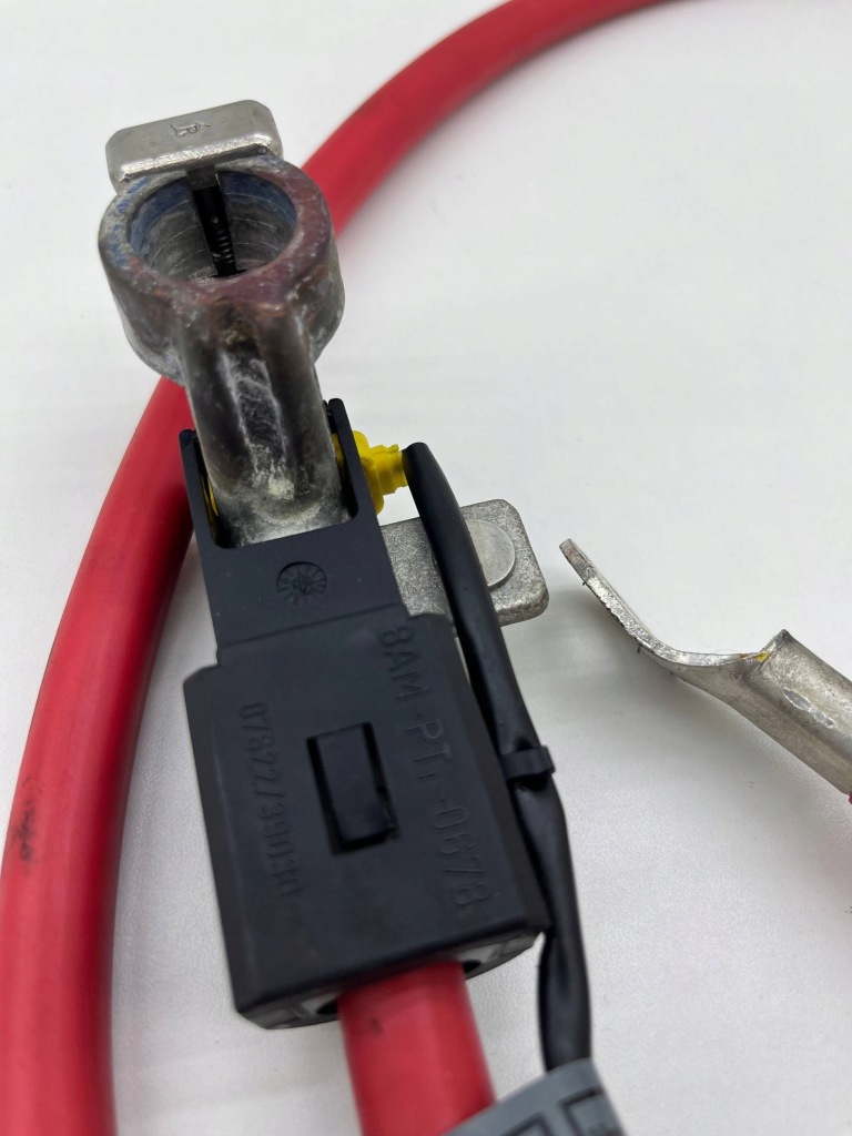 Bmw 3 e46 lci купе клема плюсова акумулятор 8368714 Київ