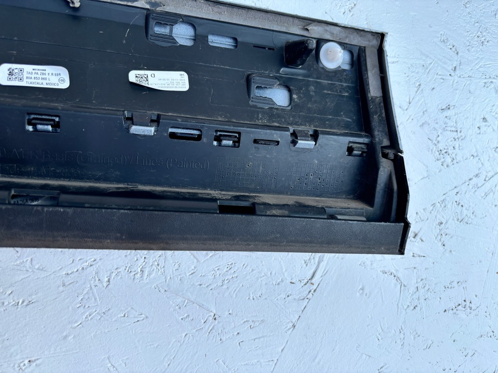 фото №11, Audi q5 80a права молдинг na двері перед передні 80a853960