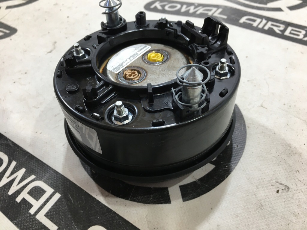 фото №9, Porsche taycan lift подушка безопасности подушка водителя оригинал демонтаж