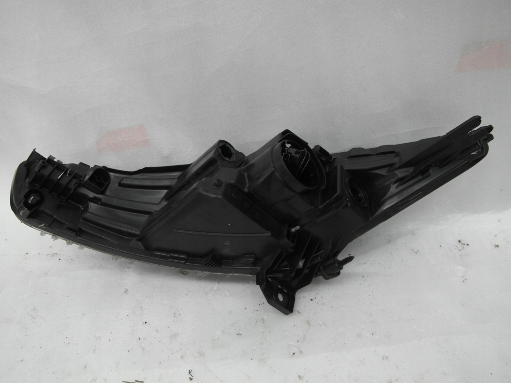 Renault zoe лампа передняя правая в Украине