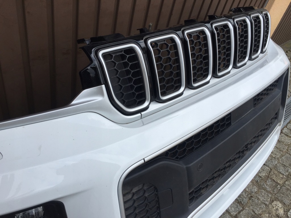 фото №8, Jeep grand cherokee wl 21 22 23 overland бампер перед