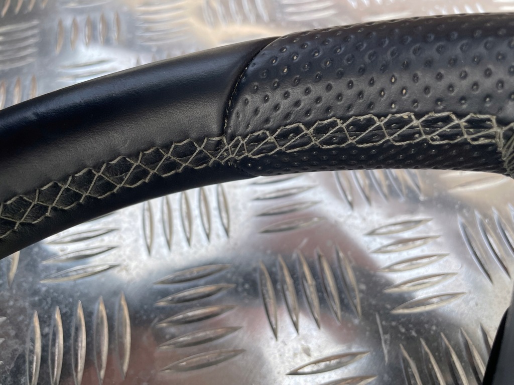 фото №8, Повітропровід шкіра пелюстки перемикання x204 w117 w218 w246 білий nić