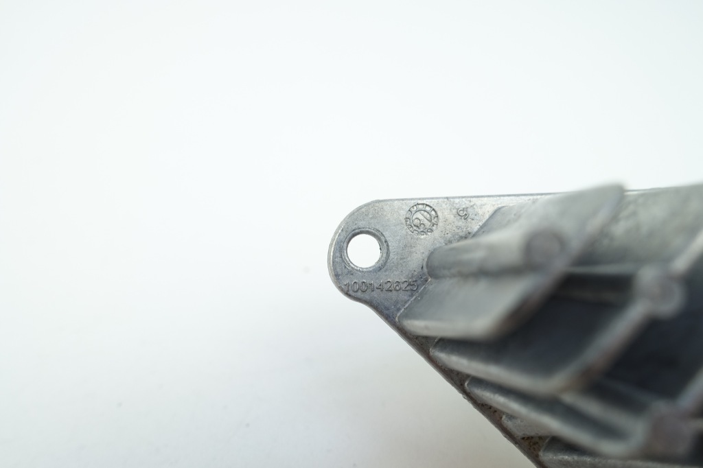 Модуль jeż led renault twingo iii vp-00210953 Недорого