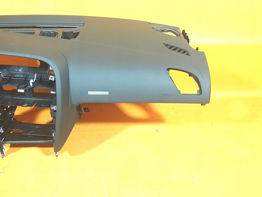 фото №8, Audi a5 8t8 sb 16km приборная панель приборная оригинал 8t1857041f