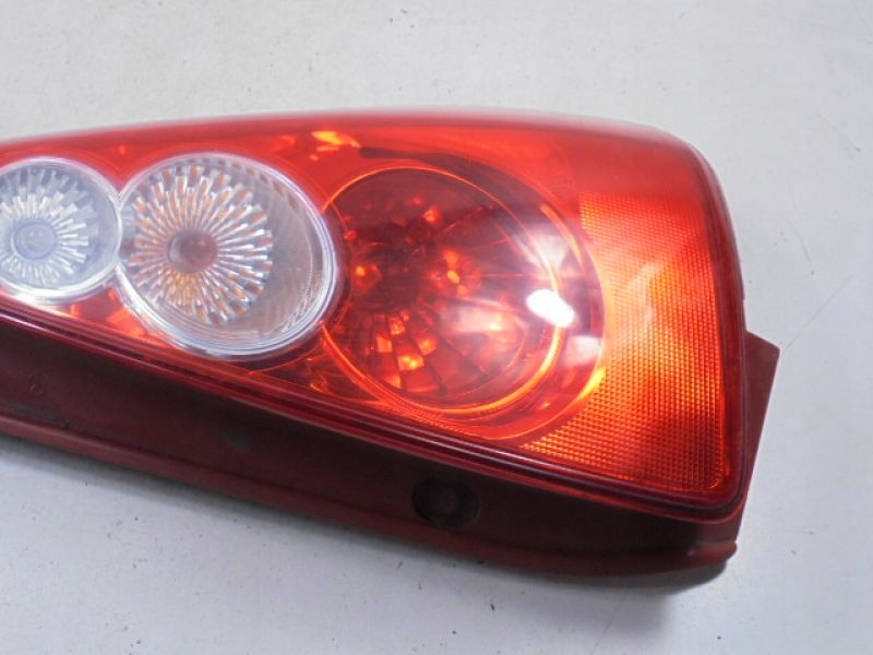 фото №6, Mazda 5 i cr лампа задняя правая c23551150