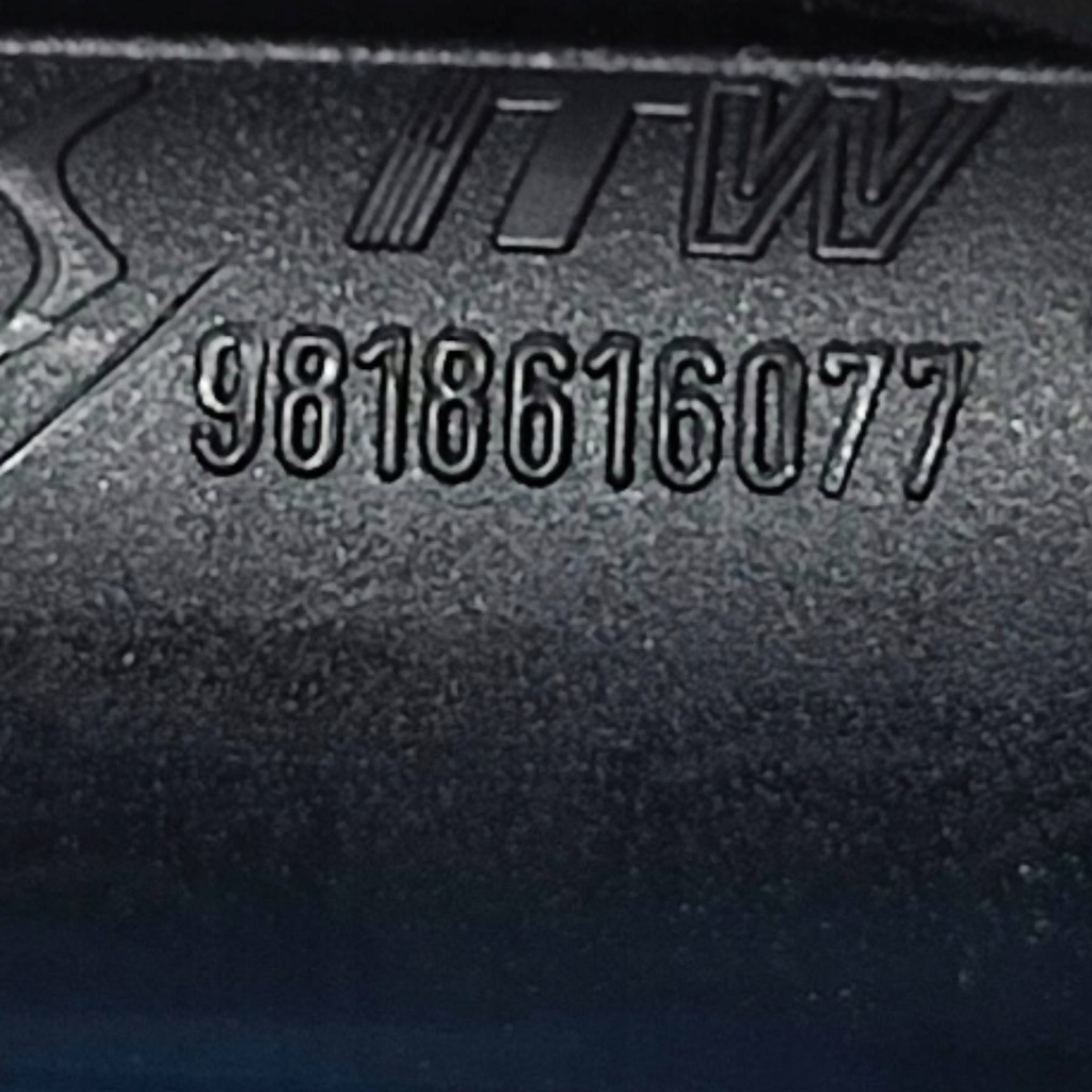 фото №5, Opel corsa f 2022 заглушка подголовник