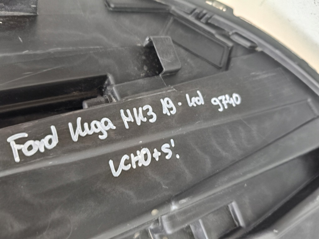 фото №10, Лампа права фара ford kuga mk3 19- led