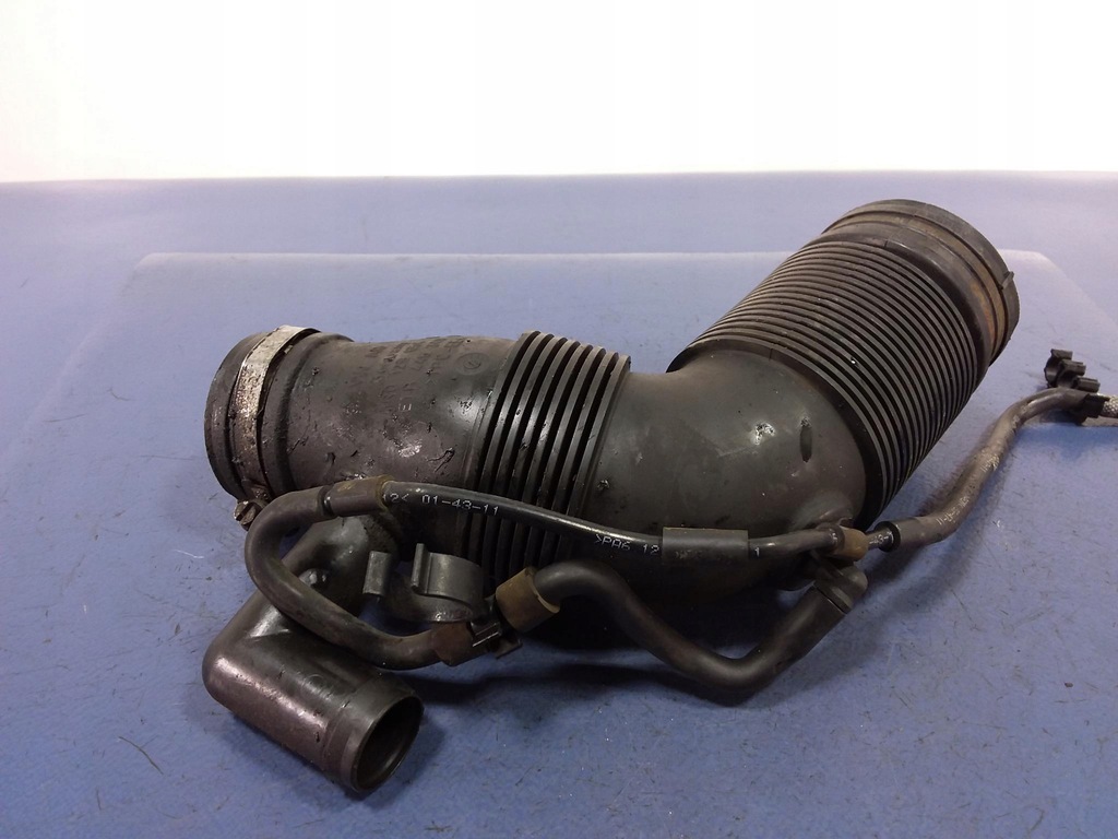 фото №1, Roomster fabia 1.6 tdi труба повітря 6r0129654c