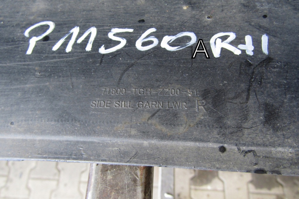 фото №7, Молдинг порог правая honda civic x 10 type r s 17-