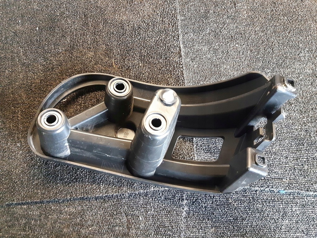 фото №7, Направляющая бампер правый задняя 9825842580 peugeot 2008 ii