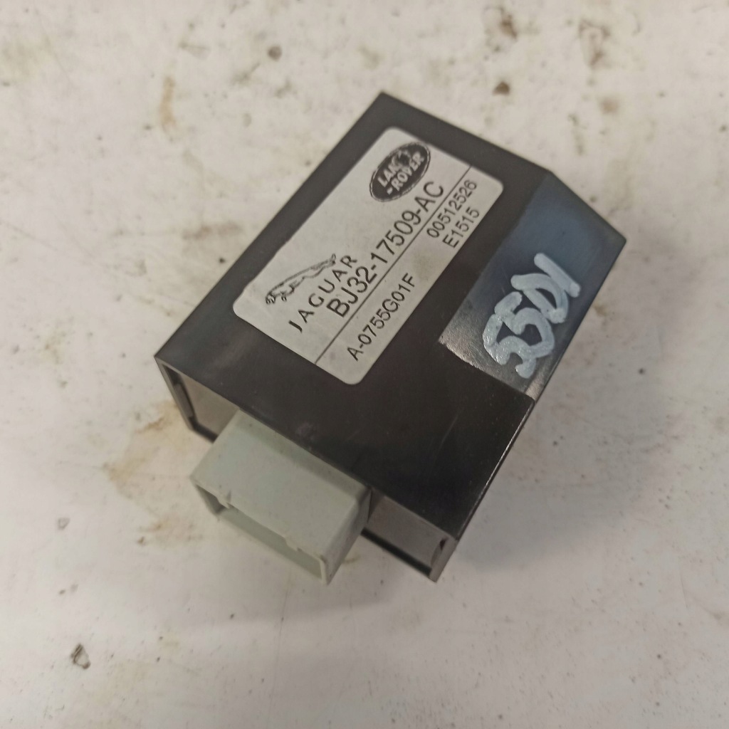 фото №15, Land rover evoque реле дворник bj32-17509-ac