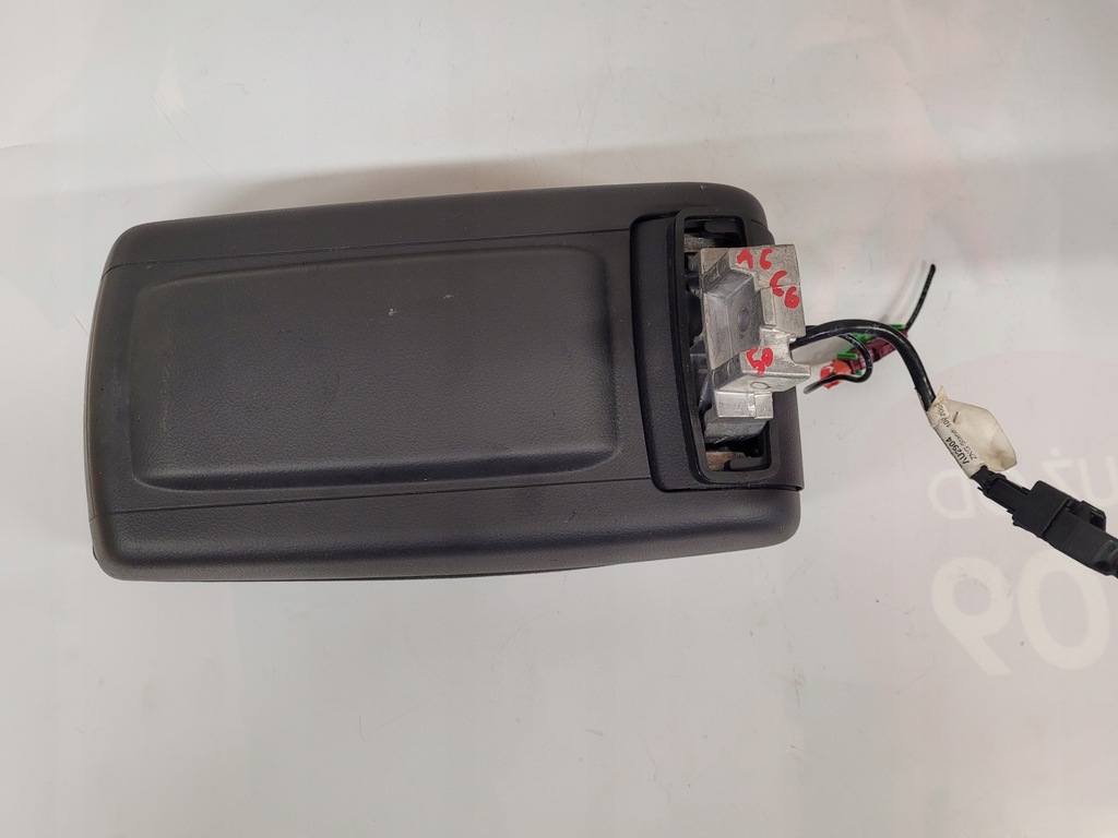 фото №6, Audi a6 c6 подлокотник 4f0864114