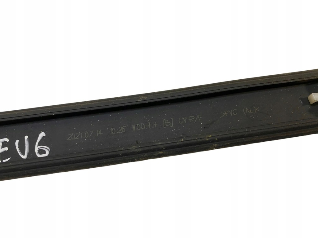 фото №6, Kia ev6 2021 молдинг стекло лобовое / передней