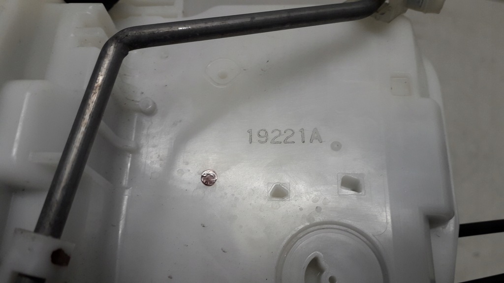 фото №7, Mitsubishi space star ii 13- замок правый перед