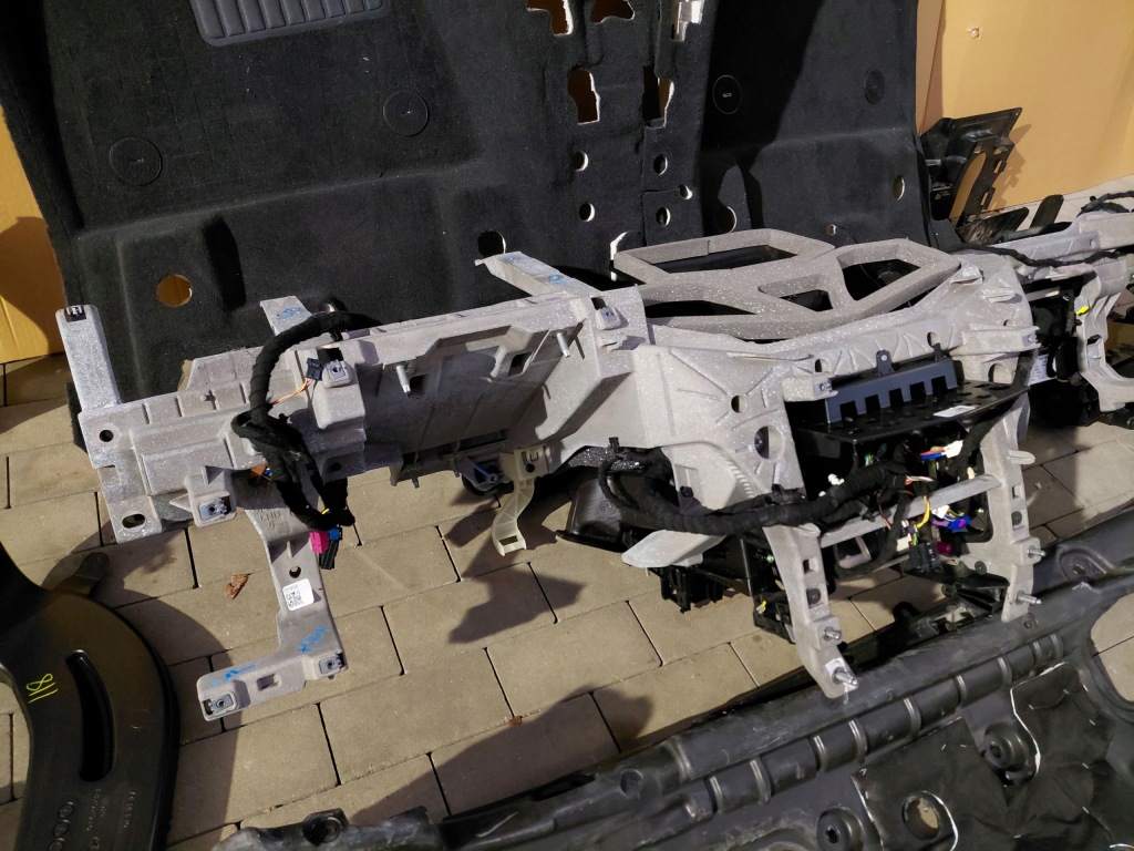 Bmw x5 g05 lci рестайлинг  переходник anglik каркас отопитель коврик шумоизоляция Цена