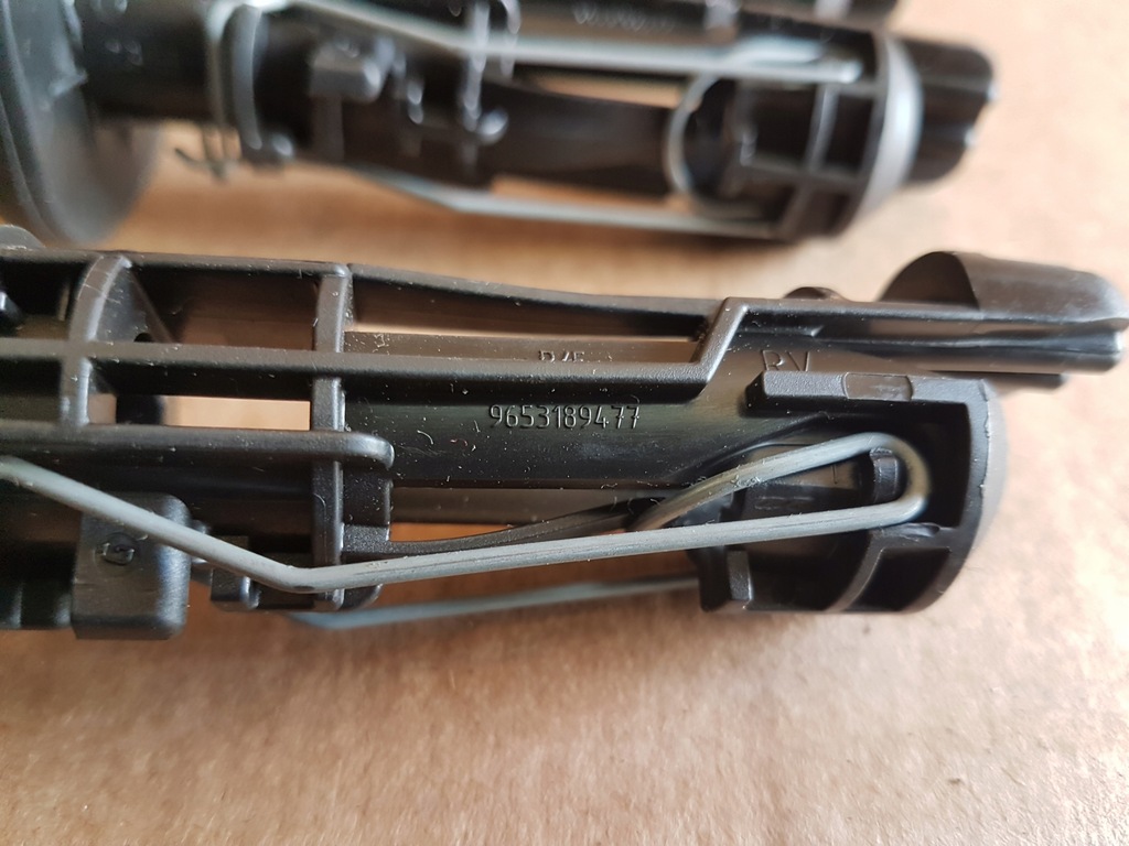 фото №5, Citroen c5 iii кронштейн регулировка подголовник