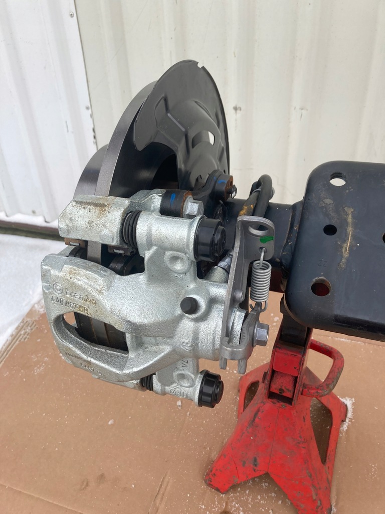 фото №7, Renault оригинальный номер 555115839r балка задняя