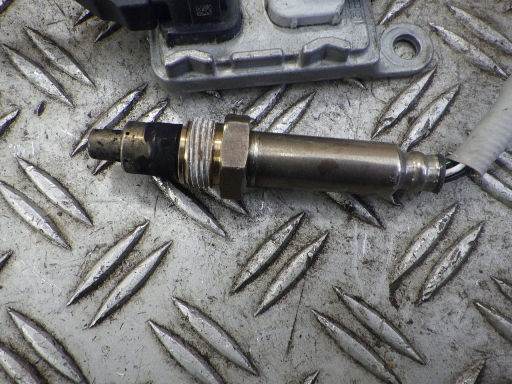 фото №3, Датчик nox renault clio v 227902608r оригинал