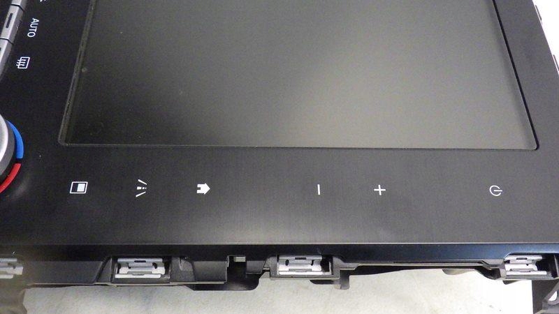 фото №11, Панель керування радіо навігації кондиціонера дисплей megane iv gt line