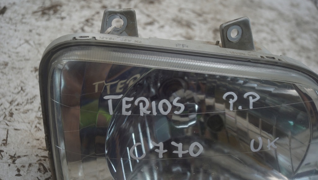 фото №3, Лампа правый перед daihatsu terios i