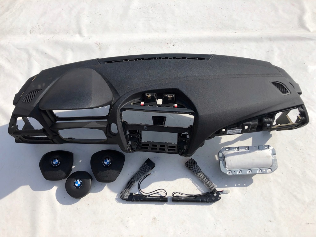 фото №1, Bmw f20 navi панель приладів консоль панель приладів pulpit подушка безпеки ремені pas подушки безпеки !!