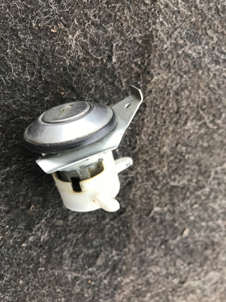 фото №1, Замок циліндр замка двері правий лівий albea palio lift