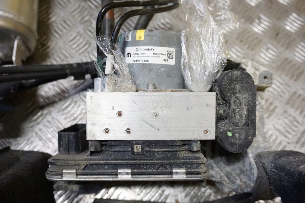 фото №9, Dodge ram 1500 2019 - бак воздуха подвеска компрессор насос задняя