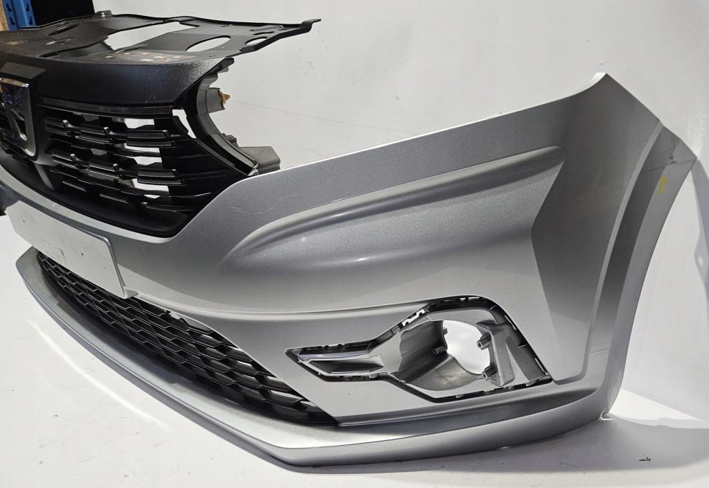 фото №4, Бампер передній решітка радіатора dacia sandero iii 20- оригінал