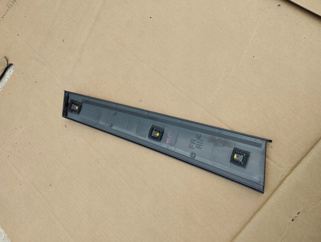 фото №5, Молдинг декоративная рамка дверь правая hyundai santa fe iv