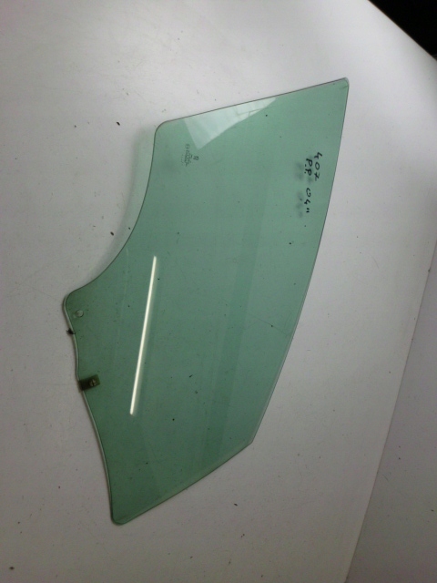 фото №1, Скло двері правий перед peugeot 407 2004 rok