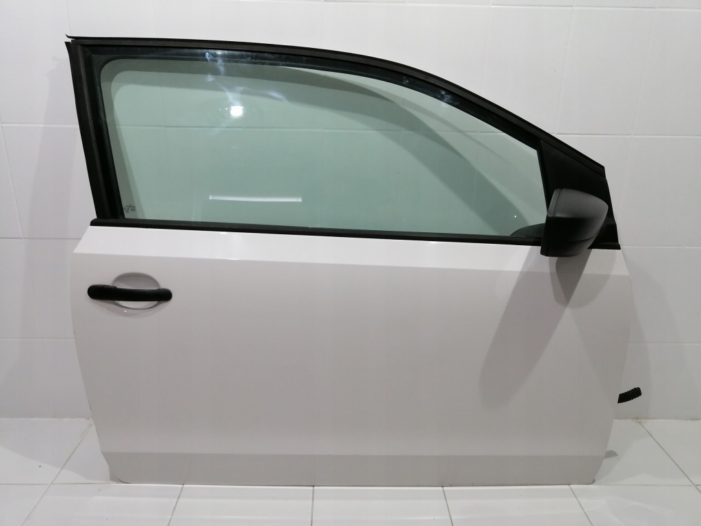 фото №1, Двері праве передні перед vw up 3d білий