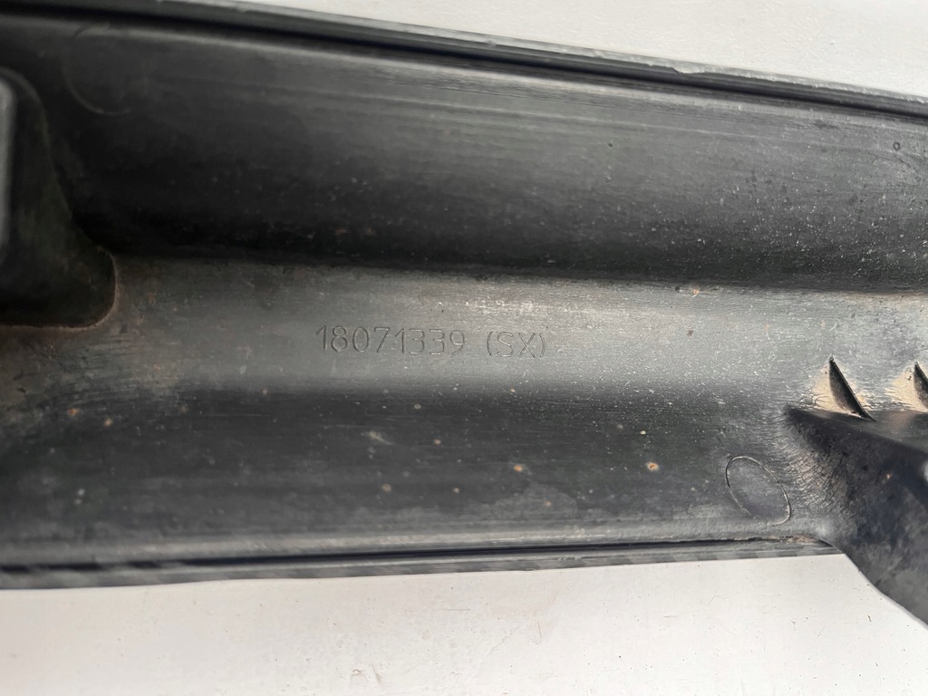 фото №10, Молдинг поріг ліва карбон alfa romeo giulietta