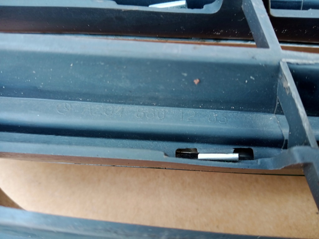 фото №8, Mercedes c-klasa w204 решётка радиатора решётка радиатора a204880283 07r-