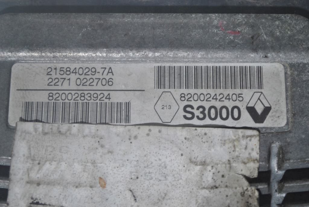 фото №3, Бортовий комп'ютер двигуна renault megane ii 8200242405
