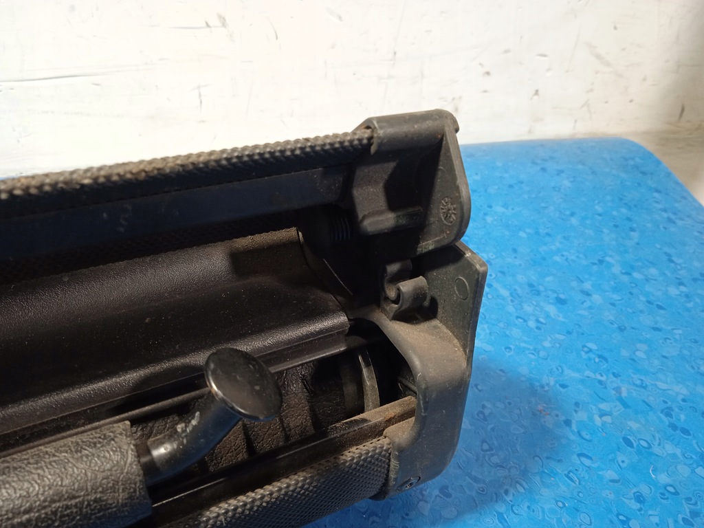 фото №5, Audi a6 c5 шторка вертикальна сітка