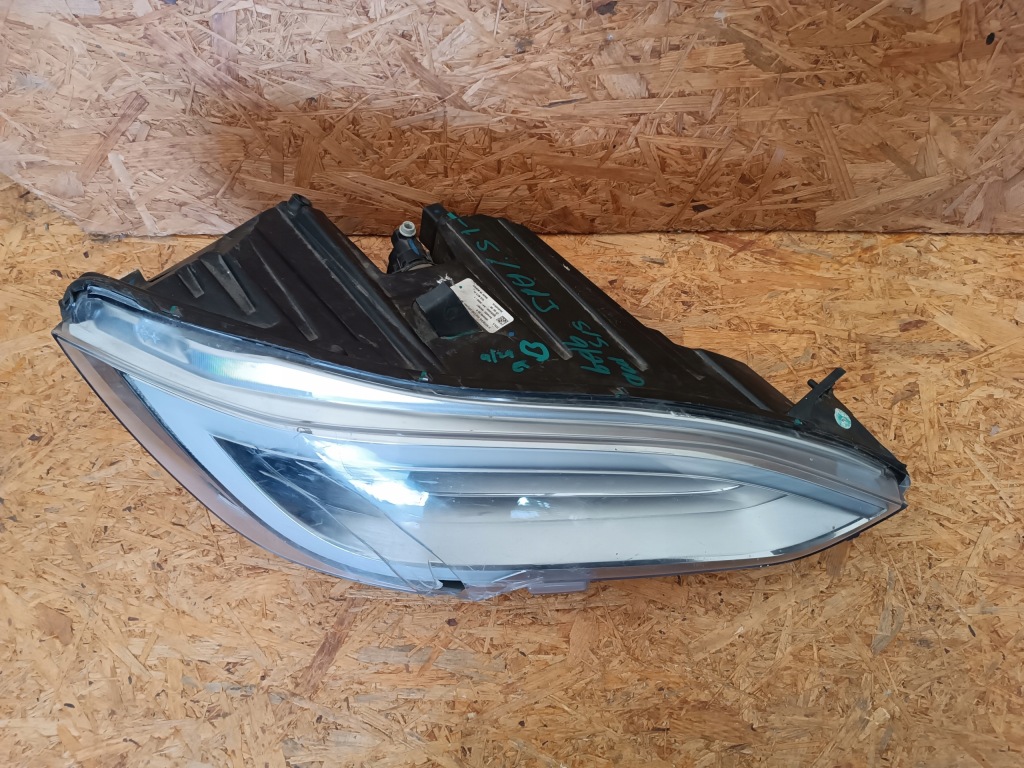 Лампа правий перед 106504600b tesla model s рестайлінг  led 00203455-04 Ціна