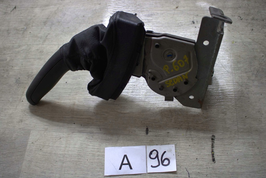 фото №1, Важіль гальма ручного peugeot 607