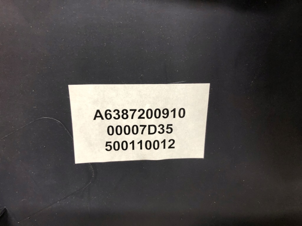 фото №11, Mercedes v vito w638 оббивка двері обшивка лівий перед оригінальний новий